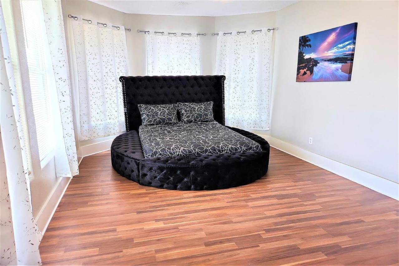 Casaazul-2605A-Couples Retreat By Beach & Pleasure Pier 1 Block Away- 2Bed 2Bath- 7 Minutes To Cruise Terminal Galveston Dış mekan fotoğraf