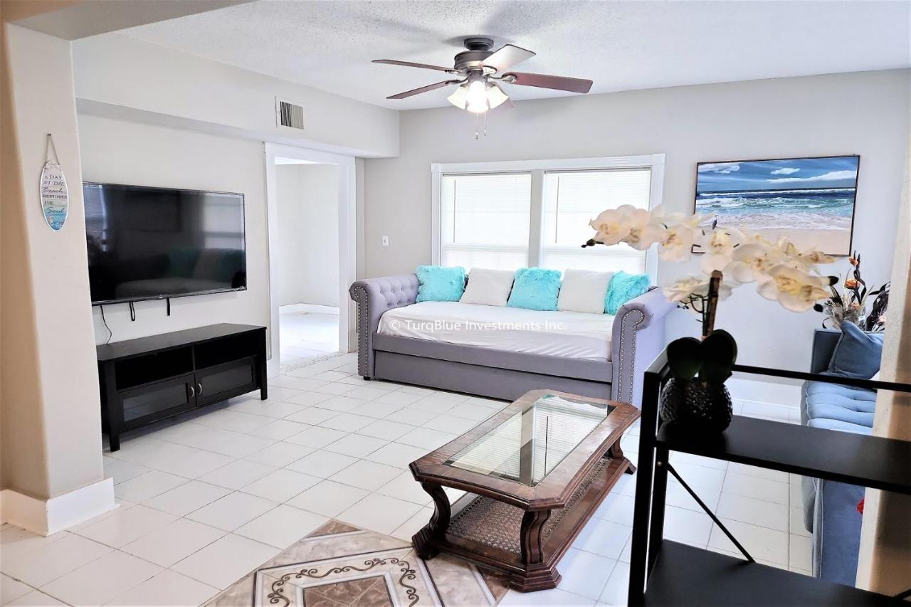 Casaazul-2605A-Couples Retreat By Beach & Pleasure Pier 1 Block Away- 2Bed 2Bath- 7 Minutes To Cruise Terminal Galveston Dış mekan fotoğraf