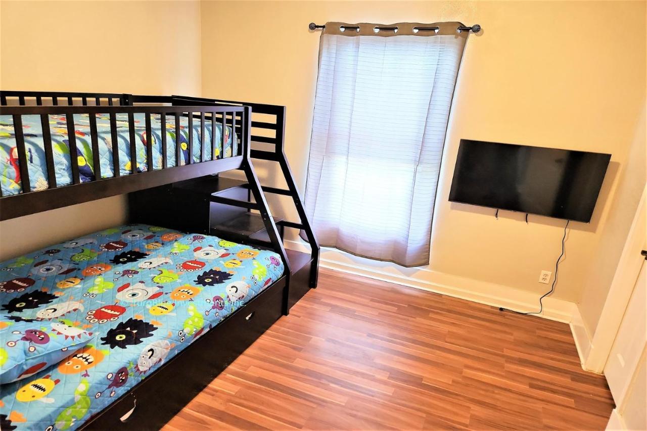 Casaazul-2605A-Couples Retreat By Beach & Pleasure Pier 1 Block Away- 2Bed 2Bath- 7 Minutes To Cruise Terminal Galveston Dış mekan fotoğraf